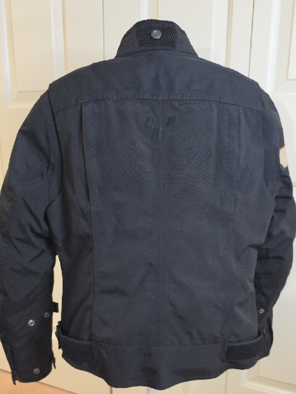 Utility Jacket For Riding - Picture 8 of 16